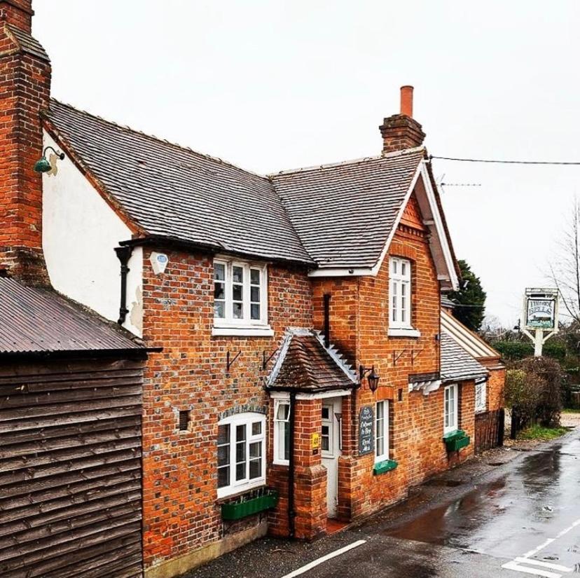The Six Bells Hotel Beenham ภายนอก รูปภาพ